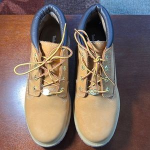 Women’s Timberland ankle booties SZ8